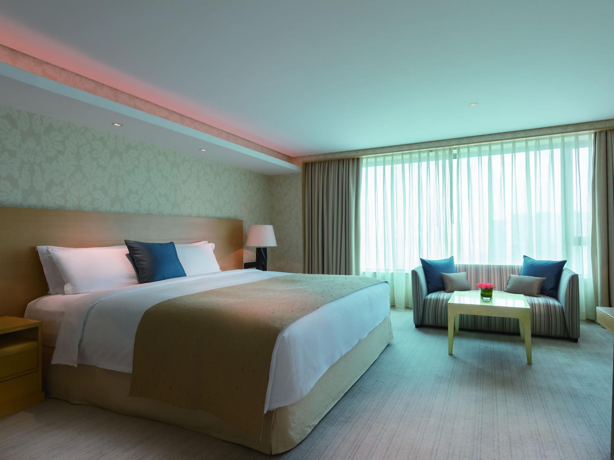 Marco Polo Wuhan Hotel Екстериор снимка