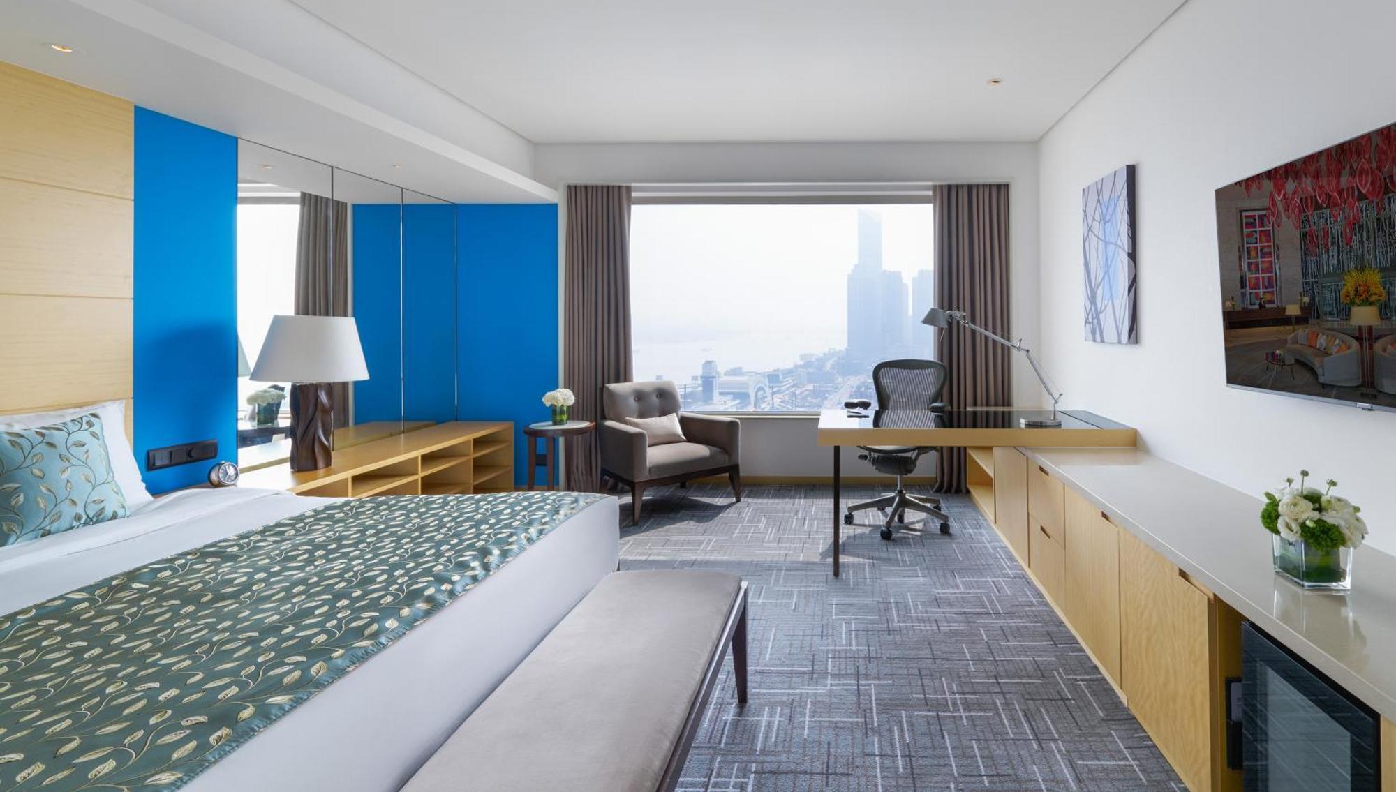 Marco Polo Wuhan Hotel Екстериор снимка